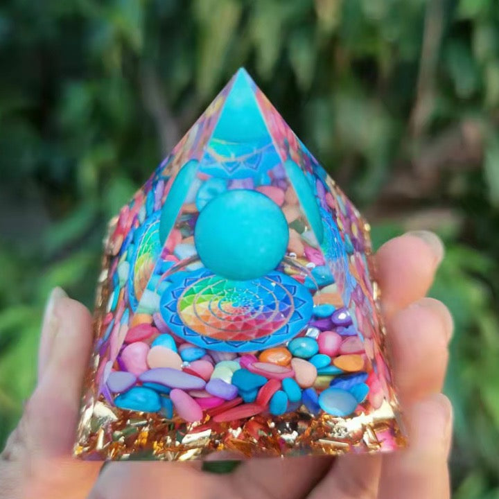 Crystal Pyramid-Heart Chakra Positive Relationships