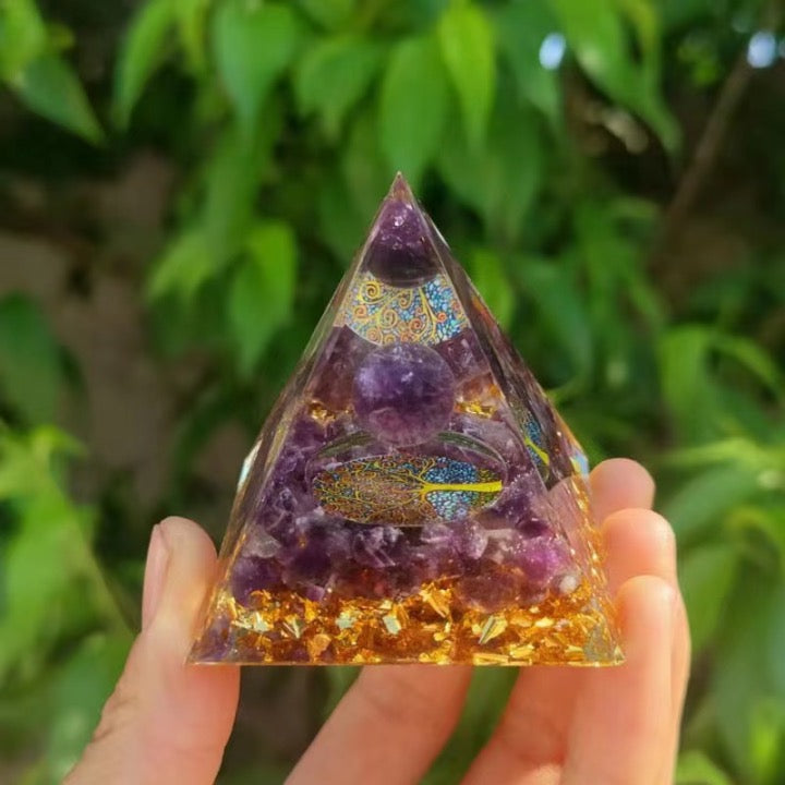 Crystal Pyramid-Amethyst Rainbow moonstone